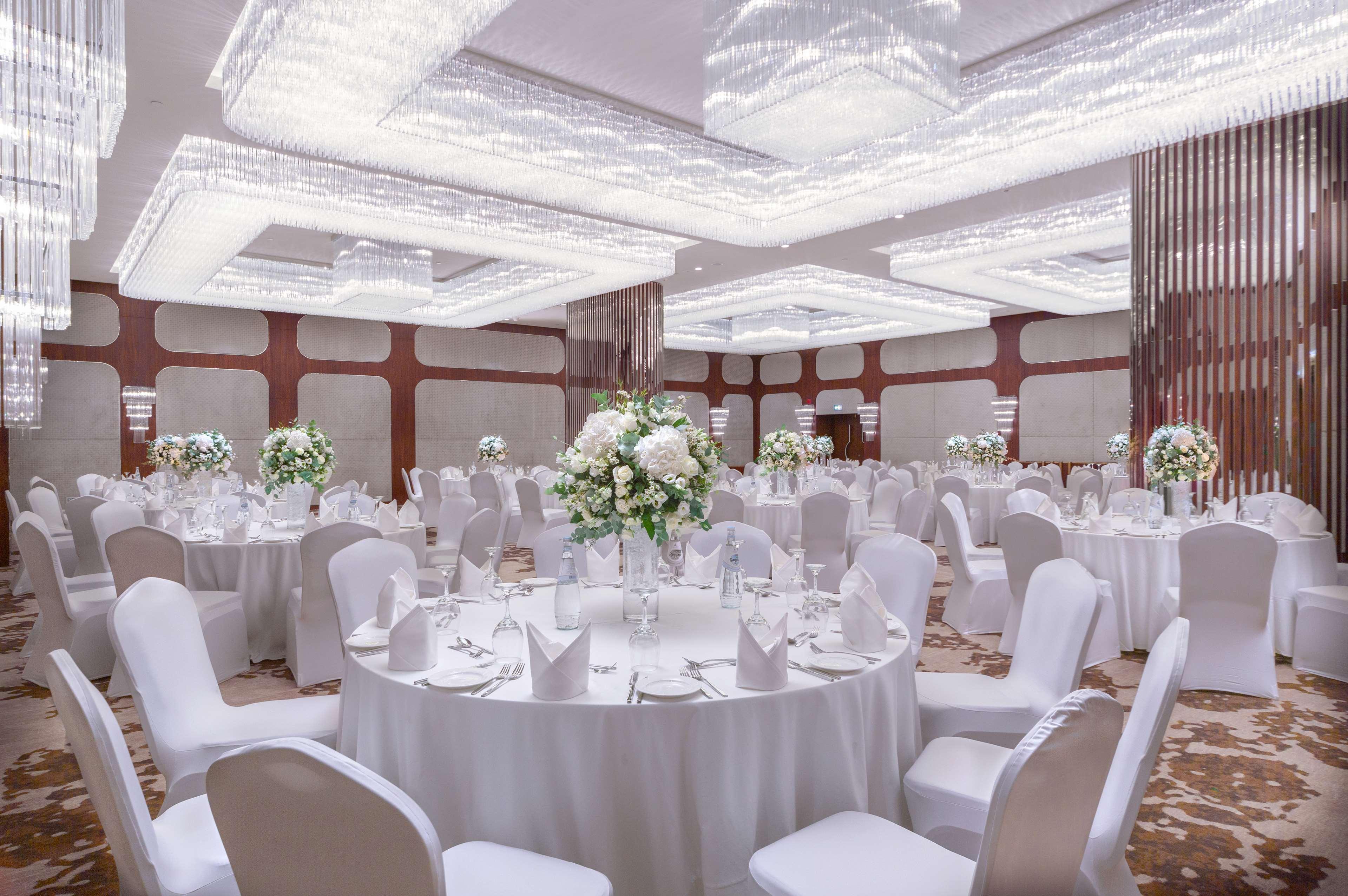 Hotel Dusitd2 Salwa Doha Exterior foto The ballroom